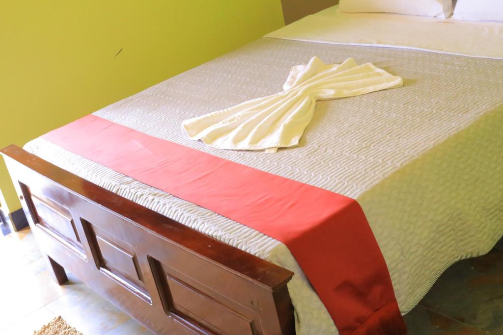 Double Bedroom Photo Golden Suites Hotel Entebbe Uganda Central Region 02