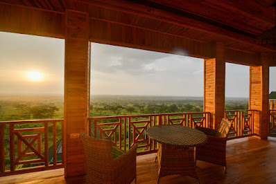 Balcony Photo ParkView Safari Lodge kichwamba Uganda Western Region