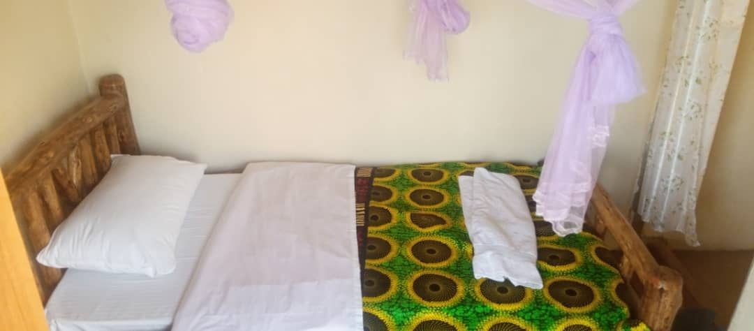 Single Bedroom Photo Songbird Safari Lodge & Campsite Katunguru Uganda Western Region