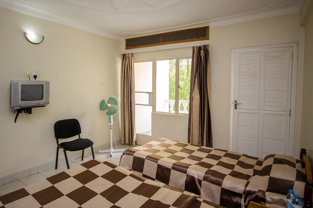 Twin Bedroom Photo Prime Hotel Tororo Uganda Eastern Region 2