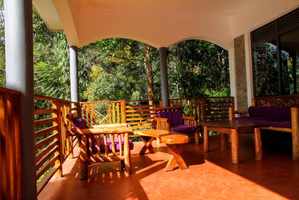 Restaurant Photo Mise Cave Lodge Sipi Uganda Western Region