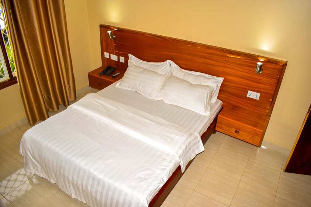 Deluxe Bedroom Photo Rocy Hotel Mbale Uganda Western Region