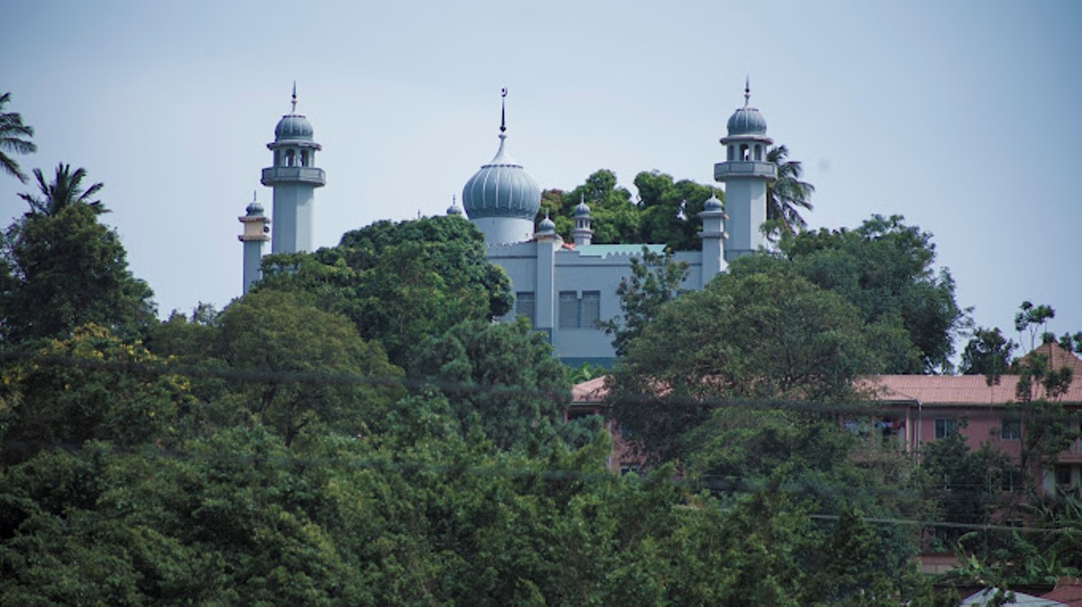 A photograph of Kibuli Mosque located in Kibuli, Uganda