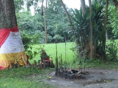 A photograph taken while at the Katereke Prison Ditch in Nsangi in Uganda