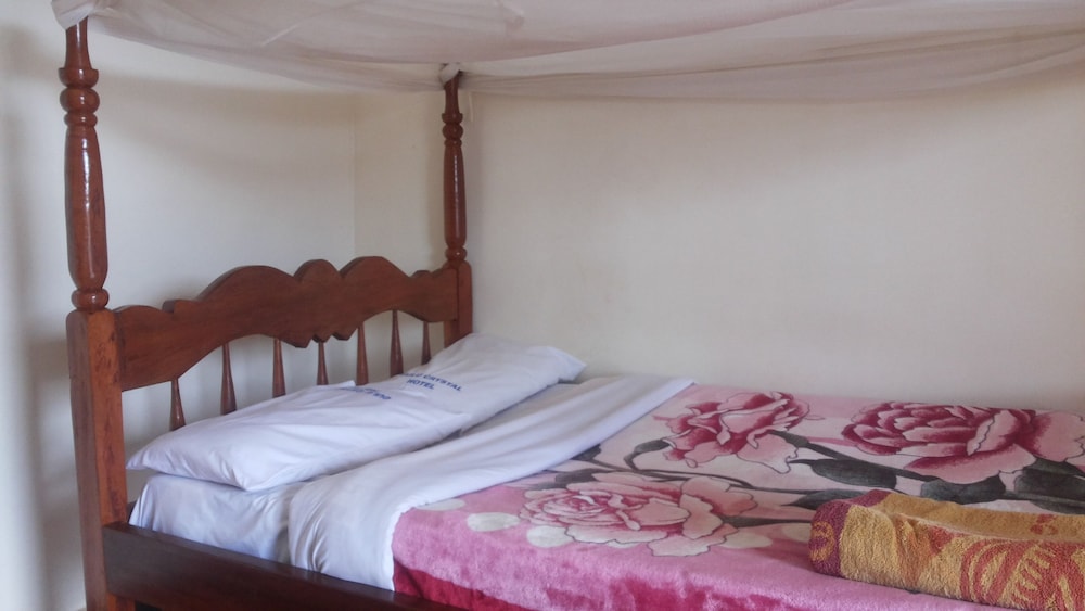 Double Bedroom Photo Gulu Crystal Hotel Gulu Uganda Northern Region