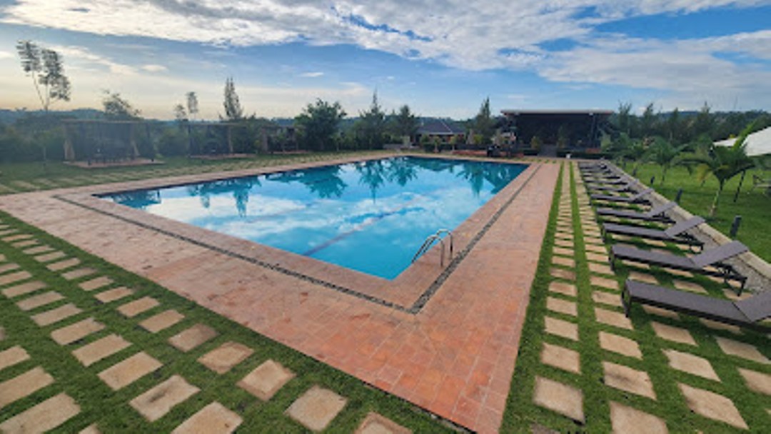 Outdoor swimming pool Photo Extreme Adventure Park Busika Uganda Central Region