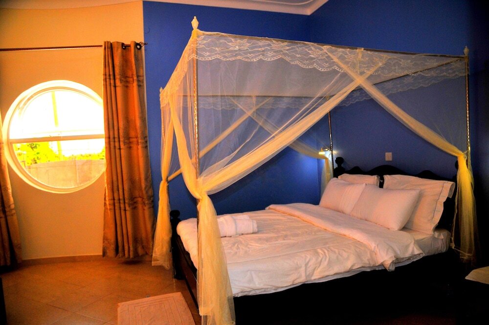 Executive Suite Bedroom Photo Victoria lake view Guest House Entebbe Uganda Central Region