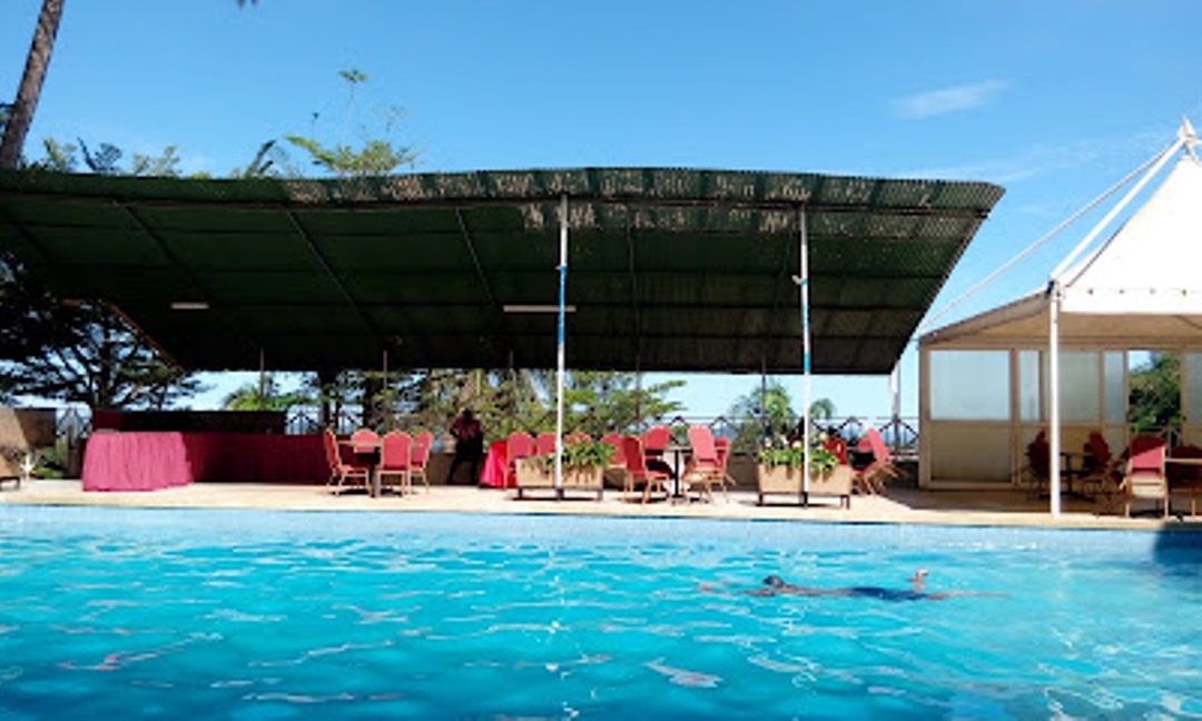 Outdoor swimming Photo Hotel International 2000 Kampala Central Region