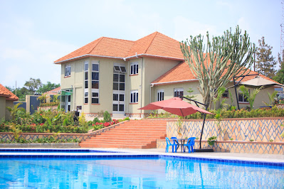 Property Exterior Photo The Harp Hamilton Park Kampala Central Region