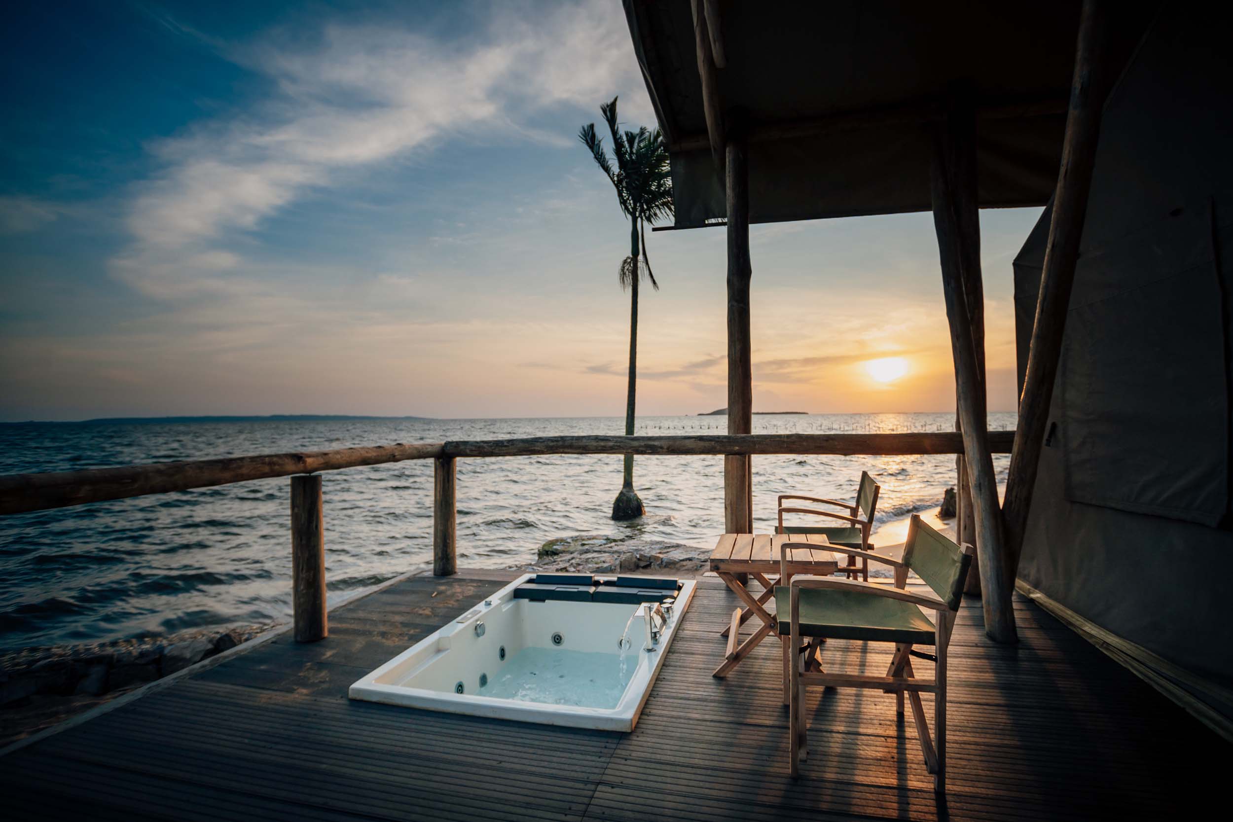 Balcony Photo Ihunde Resort Lodge Bulago Island Uganda Central Region