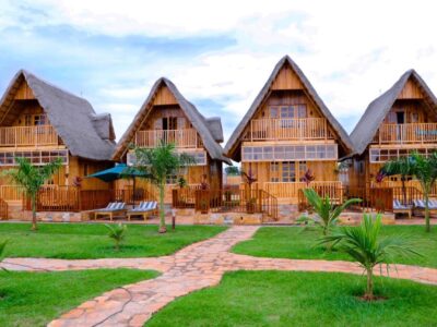 Property Exterior Photo Pelican Lodge & Marina Entebbe Central Region