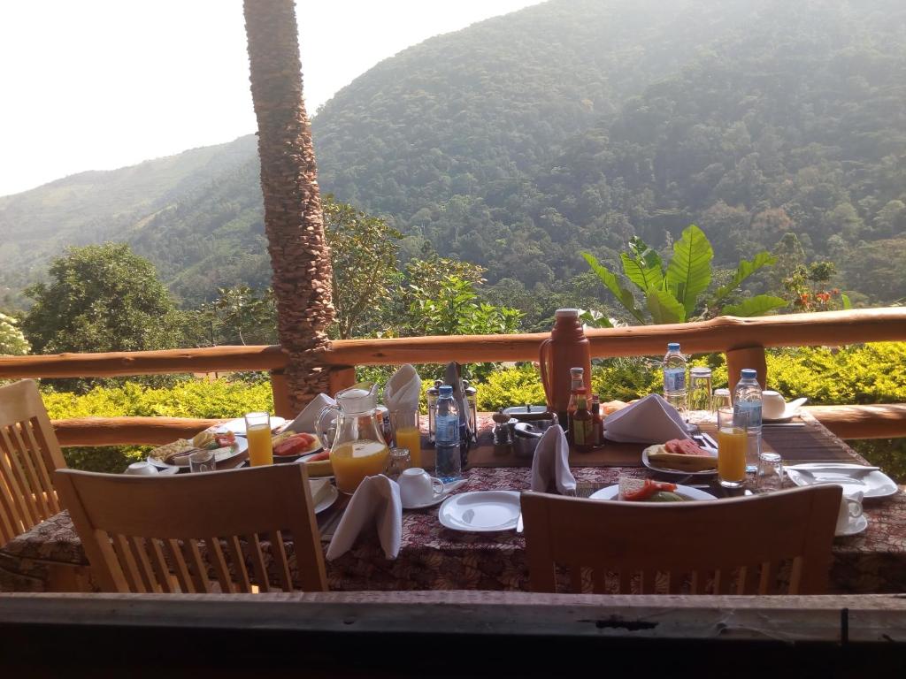 Breakfast Photo Bwindi Forest Lodge Buhoma Uganda Western Region