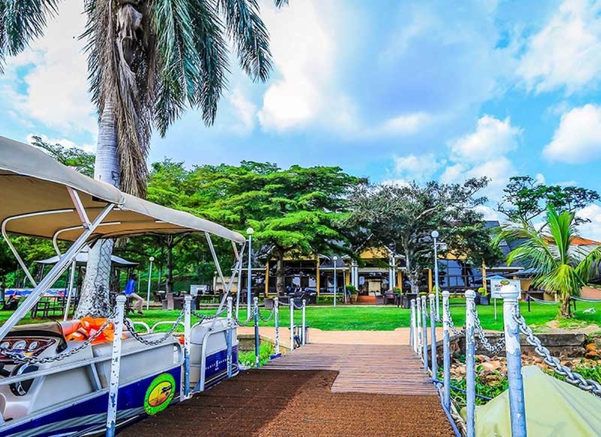 Photograph of the dock at the Jinja Sailing Club in Jinja, Uganda