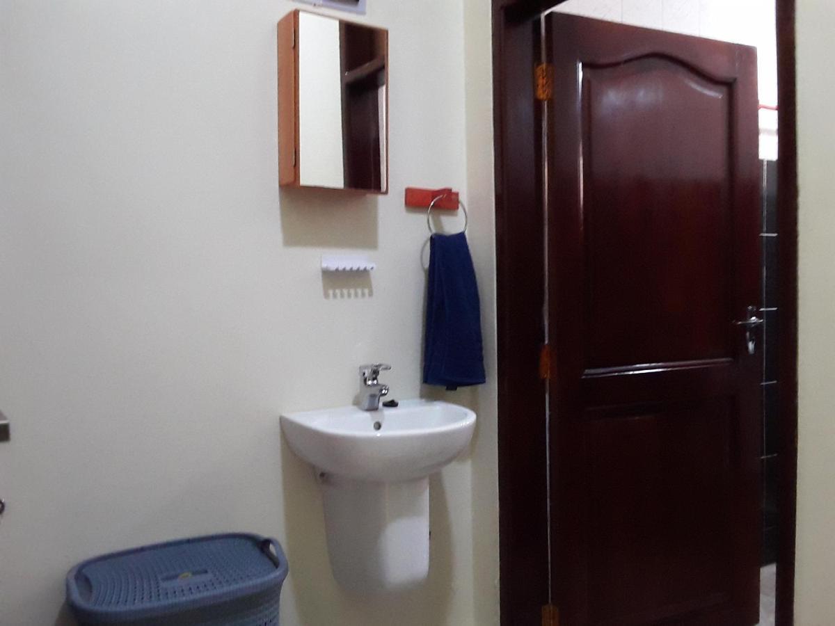 Bathroom Photo Stod Villas Namugongo Kampala Uganda Central Region