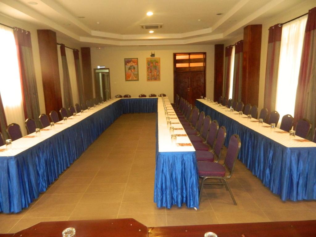 Conference Hall Photo Igongo Country Hotel and Cultural Centre Mbarara Western Region