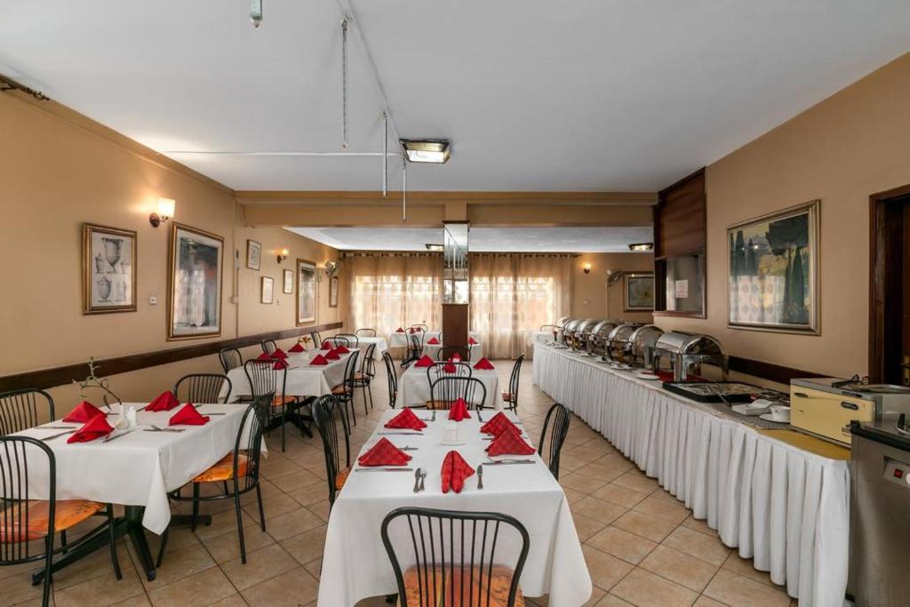 Restaurant Photo Agip Motel Mbarara Western Region 1