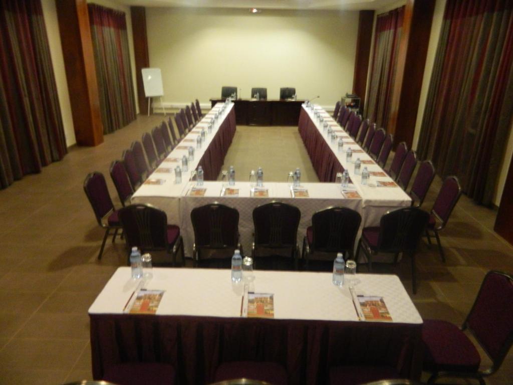 Conference Hall Photo Igongo Country Hotel and Cultural Centre Mbarara Western Region 1