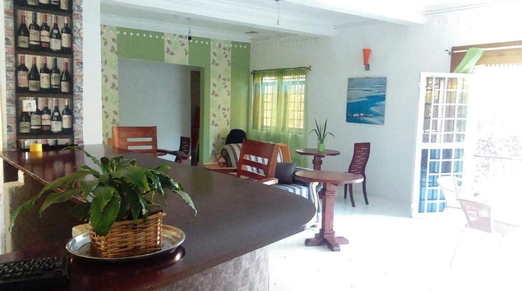 Restaurant Photo Egg Botanical View Entebbe Central Region