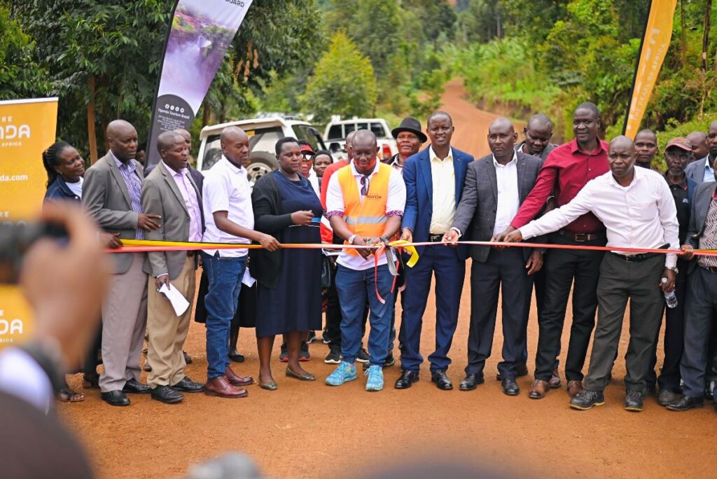 Uganda Tourism Board, in partnership with Kapchorwa District Local Government and Kapchorwa Town Council, officially commissioned the newly constructed 2.6km gravel access road to Sipi Falls