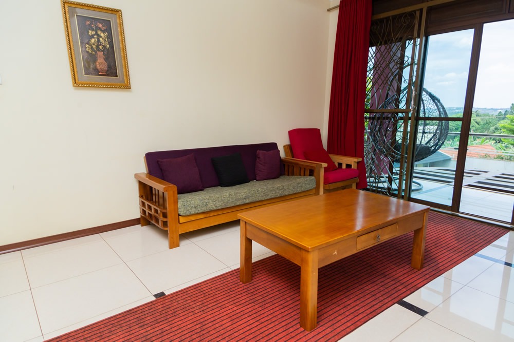 Living area Photo Shine Country Resort Hotel Kampala Central Region