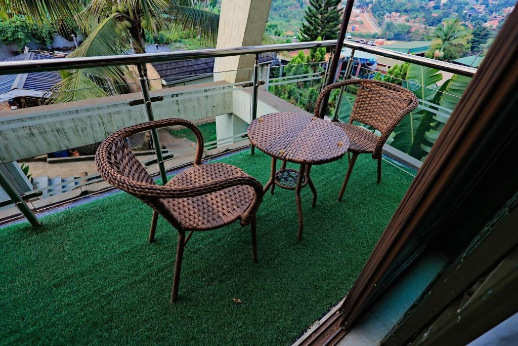Balcony Photo Shine Country Resort Hotel Kampala Central Region