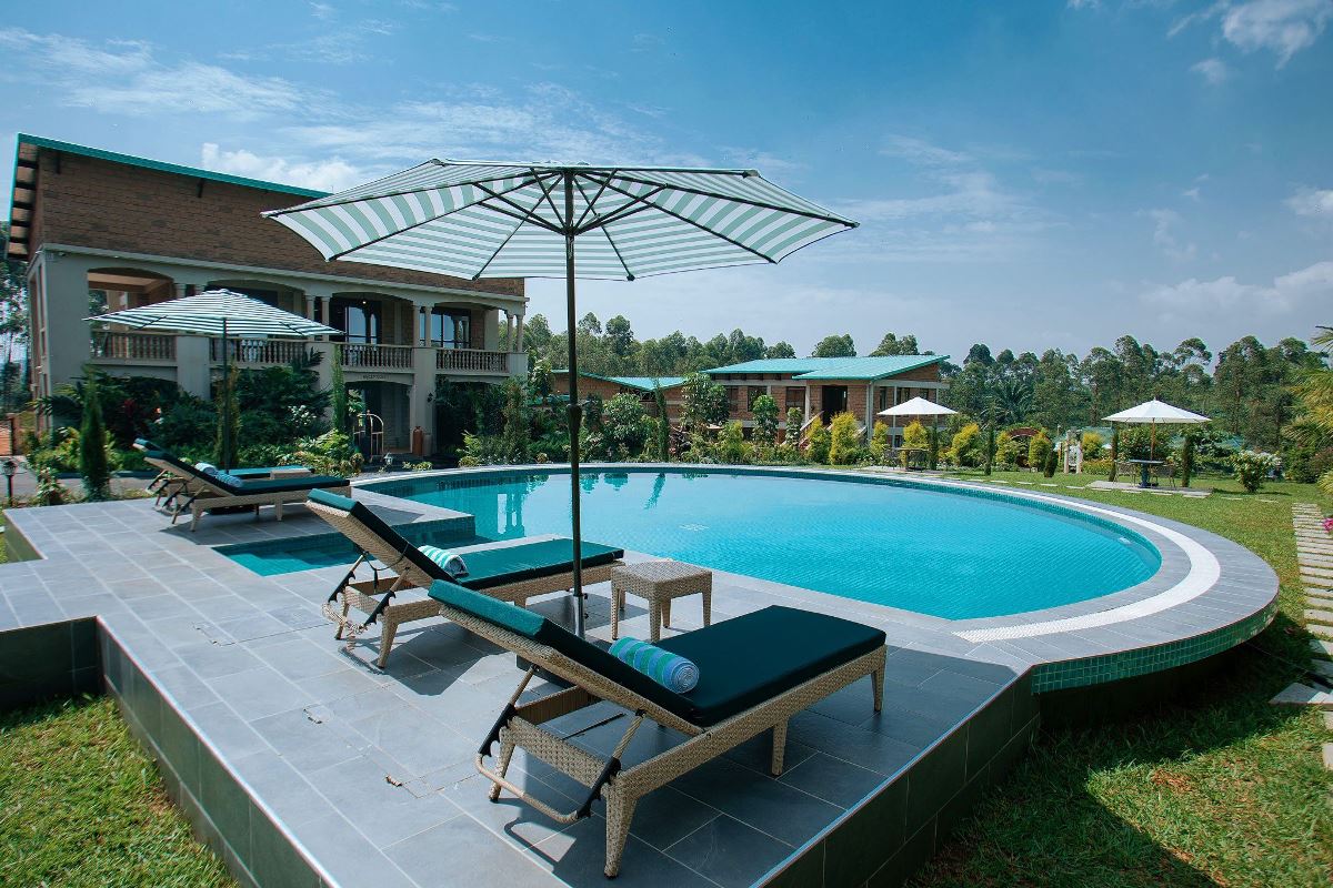 Photograph of the swimming pool at Theron Leisure Park and Residences in Wakiso, Uganda