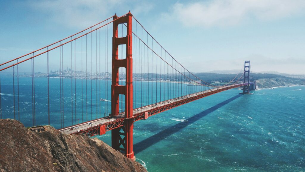 Discover the best things to do in San Francisco through a traveler’s eyes, unforgettable food, must-see attractions, scenic strolls, and real local experiences that bring “The City” to life.
