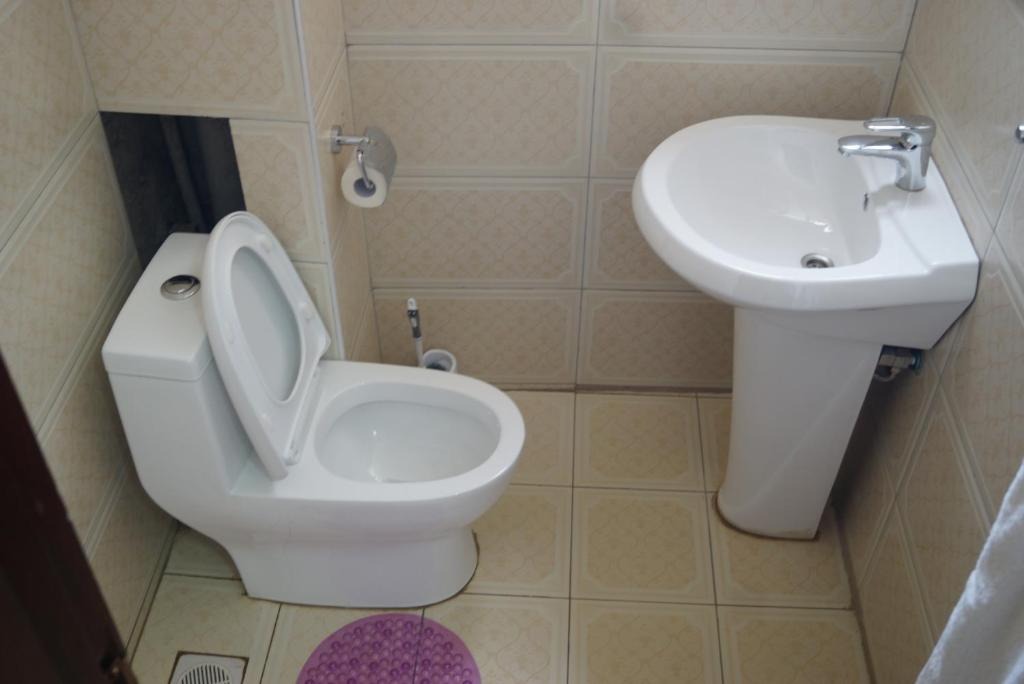 Bathroom Photo Diamonds Hotel Kampala Central Region