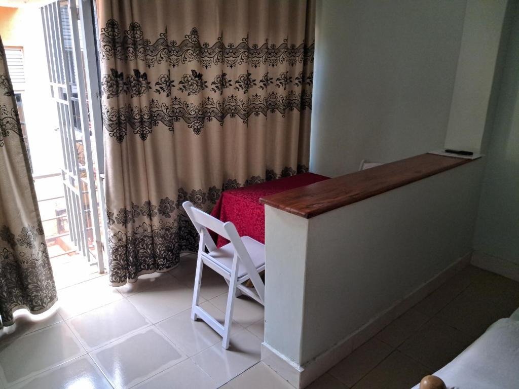 Front Desk Photo Harod Suites Hotel Kampala Central Region