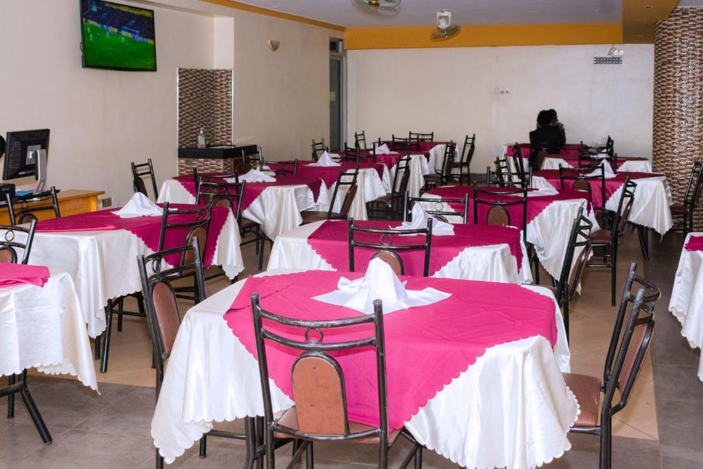Restaurant Photo Diamonds Hotel Kampala Central Region