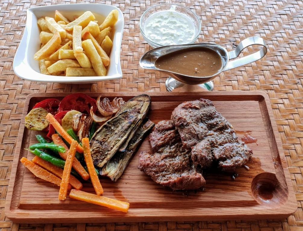 Food Photo Banda Lodge Masaka Central Region