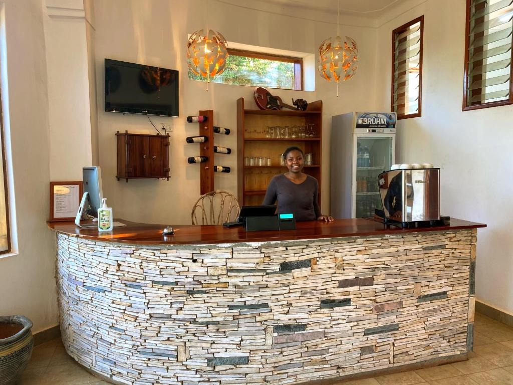 Reception Photo Banda Lodge Masaka Central Region