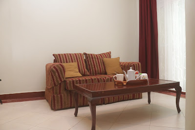 Living area Photo Buladde Palm Villa Hotel Kampala Central Region 2