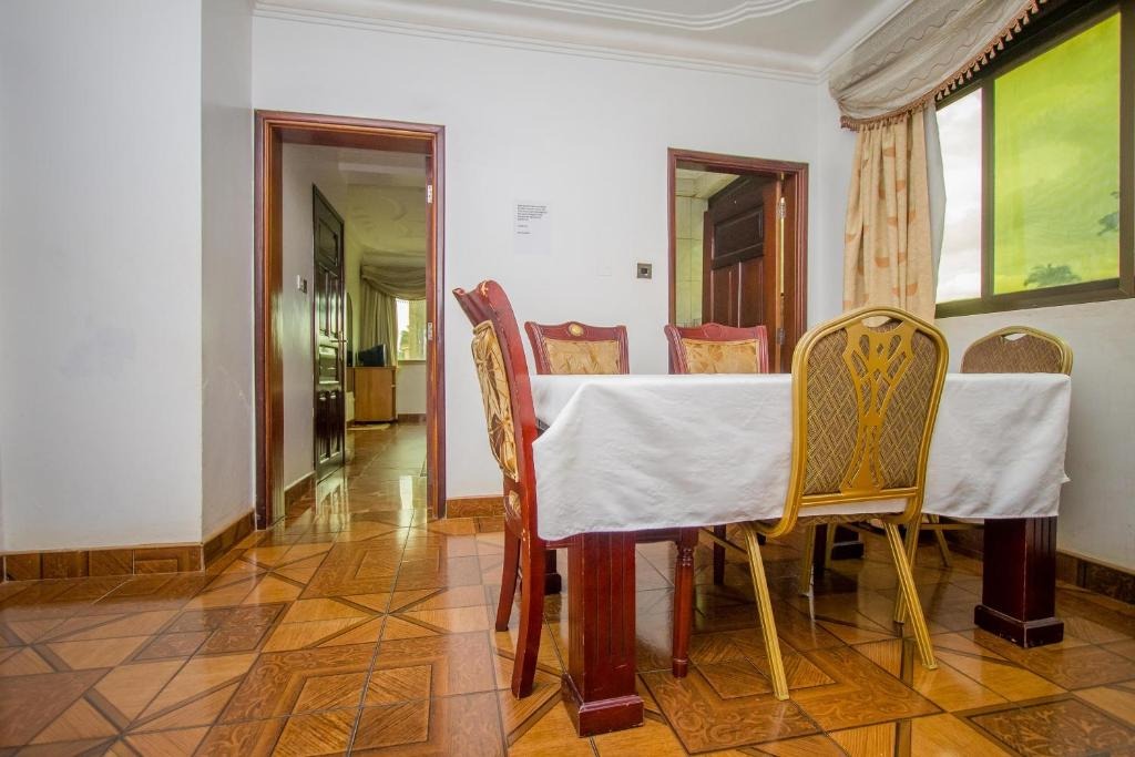 Restaurant Photo Ministers Village Hotel Ntinda Kampala Central Region 1