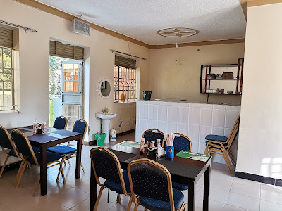 Restaurant Photo Blue Dove Hotel Arua West Nile Region 01