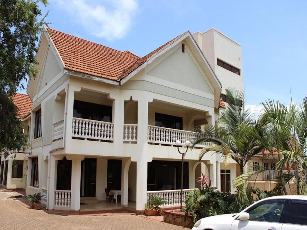 Property Exterior Photo Tiptone Hotel Kampala Central Region 2