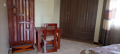 Working Desk Photo Gardenia Country Resort Arua, Uganda Northern Region