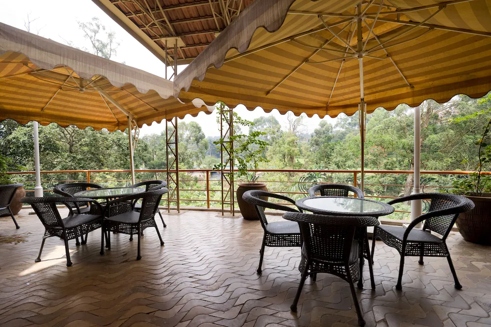 Restaurant Photo Metropole Hotel Kampala Uganda Central Region