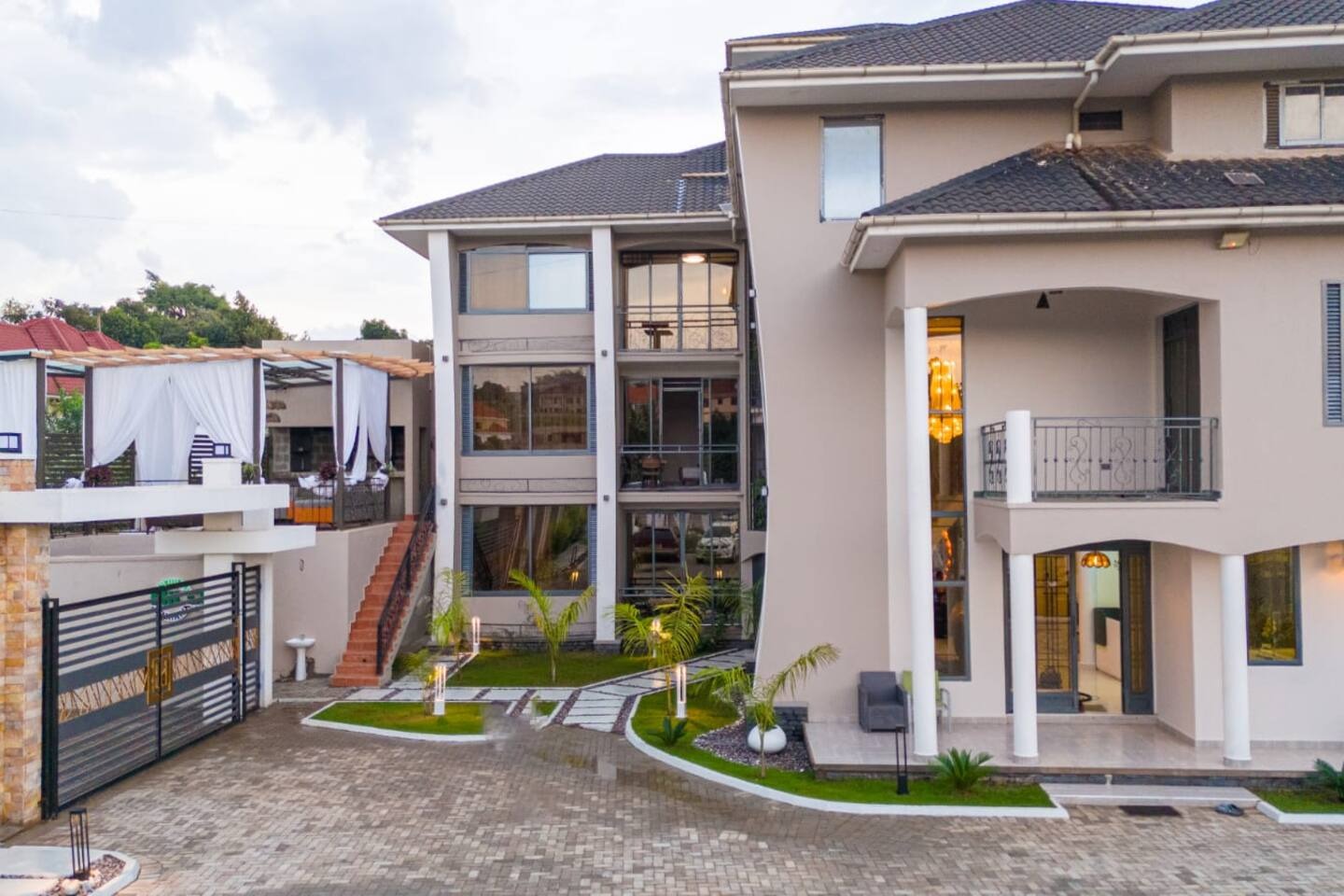 Property Exterior Photo Milele is Home Kampala Uganda Central Region
