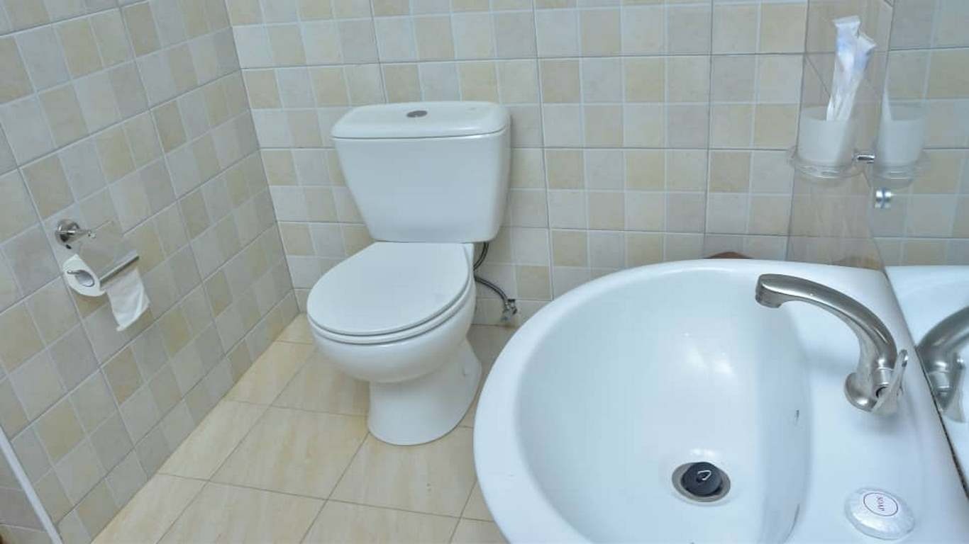 Bathroom Photo Escape Village Hotel Yumbe, Northern Region, Uganda