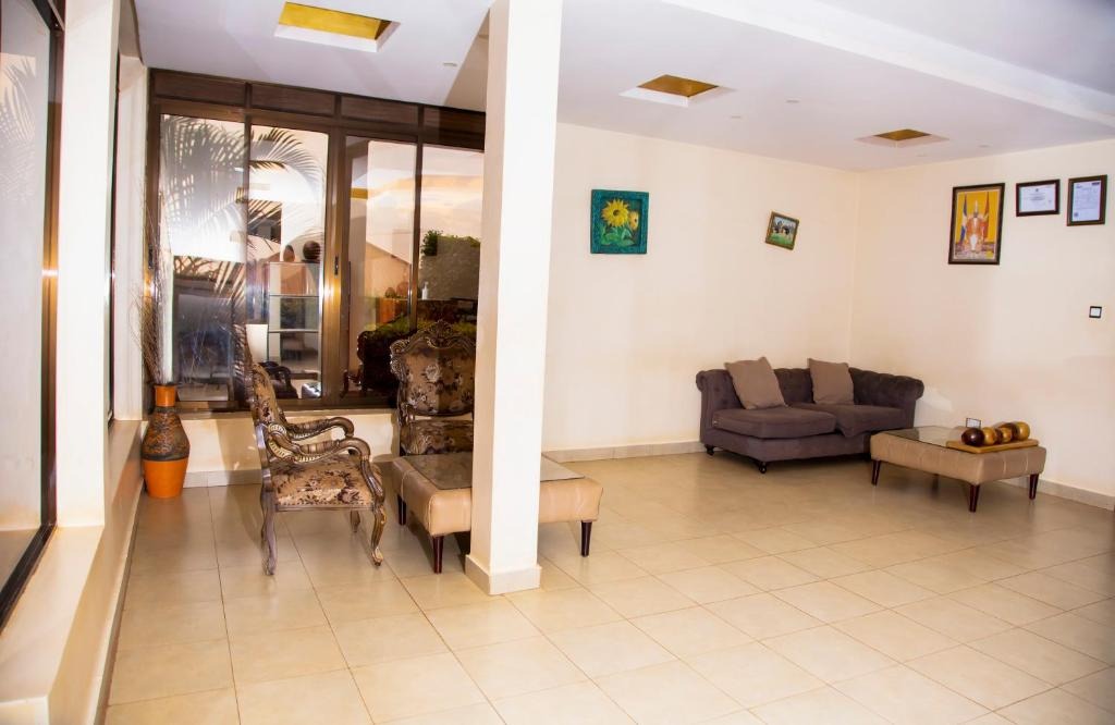 Lobby Photo Ubuntu Palace Hotel Kampala Central Region