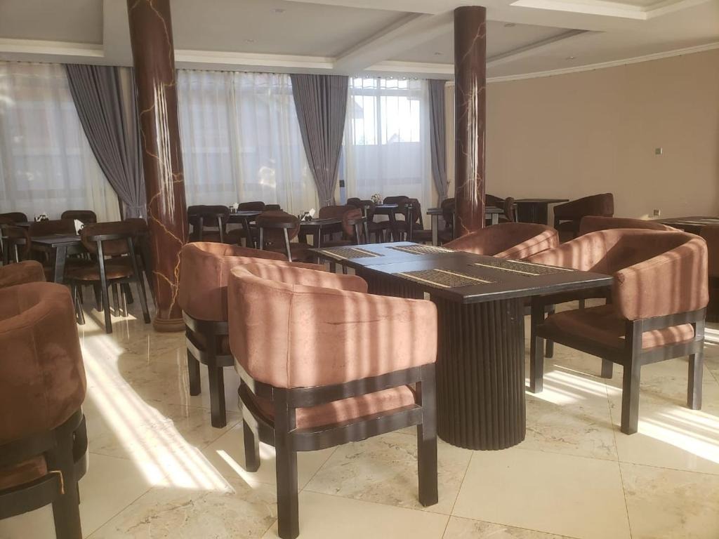 Restaurant Photo Chevas Hotel Seeta, Mukono Uganda Central Region
