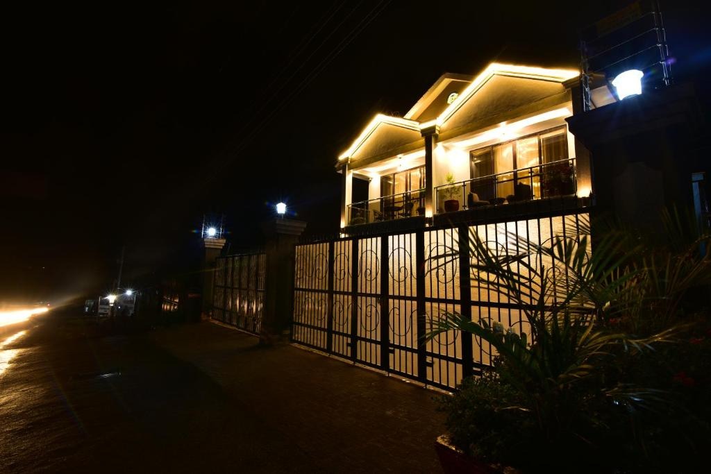 Property Exterior Photo Entebbe Stay Apart-Hotel Entebbe Uganda Central Region