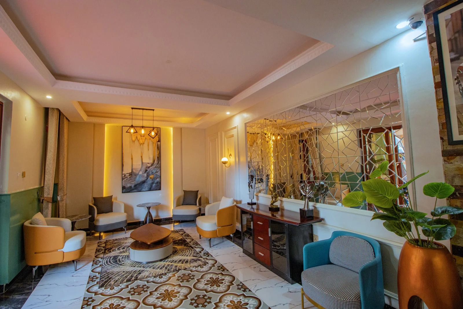 Living area Photo Allison Hotel Jinja Western Region