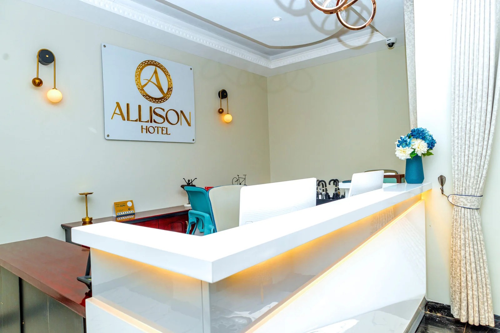 Front Desk Photo Allison Hotel Jinja Western Region