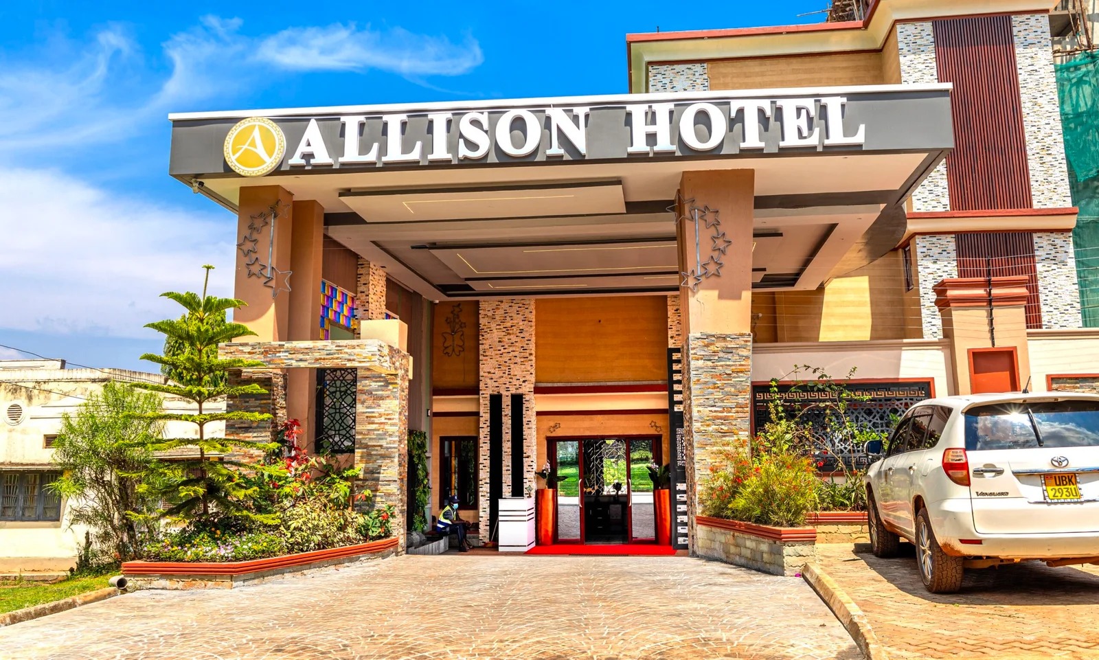 Property Exterior Photo Allison Hotel Jinja Western Region