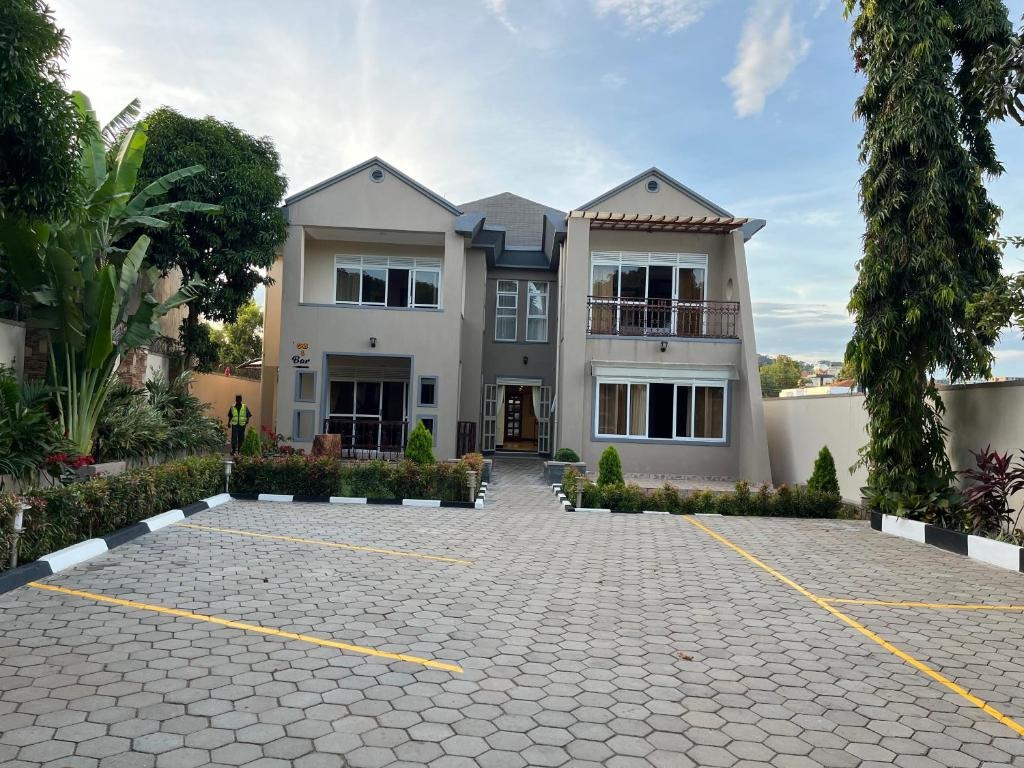 Property Exterior Photo Destiny Hotel Kampala Central Region