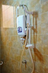 Bathroom Photo M3 Stella Hotel Kampala Central Region