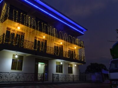 Property Exterior Photo Kanye Bridge Hotel Jinja Central Region