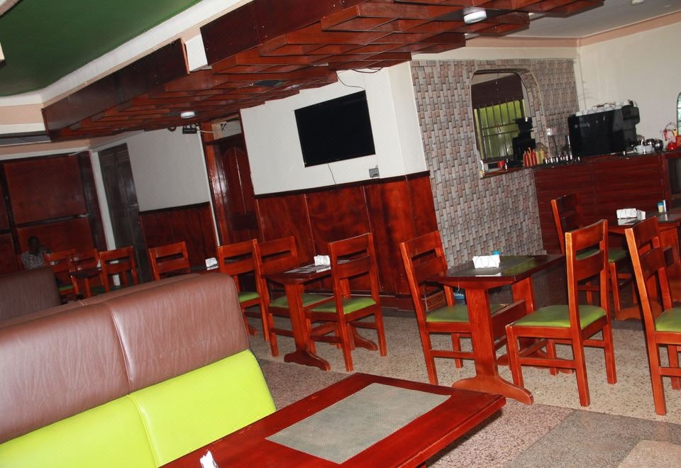 Restaurant Photo Teo Hotel Kampala Central Region